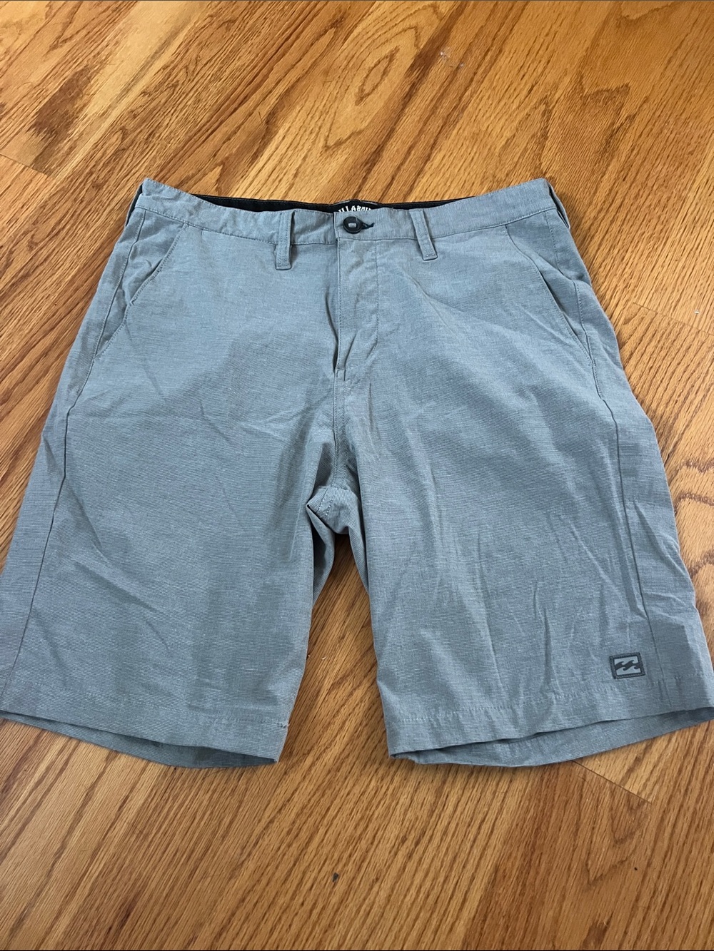 Billabong Men's Light Gray Flat Front Hybrid Shorts 33 submersibles